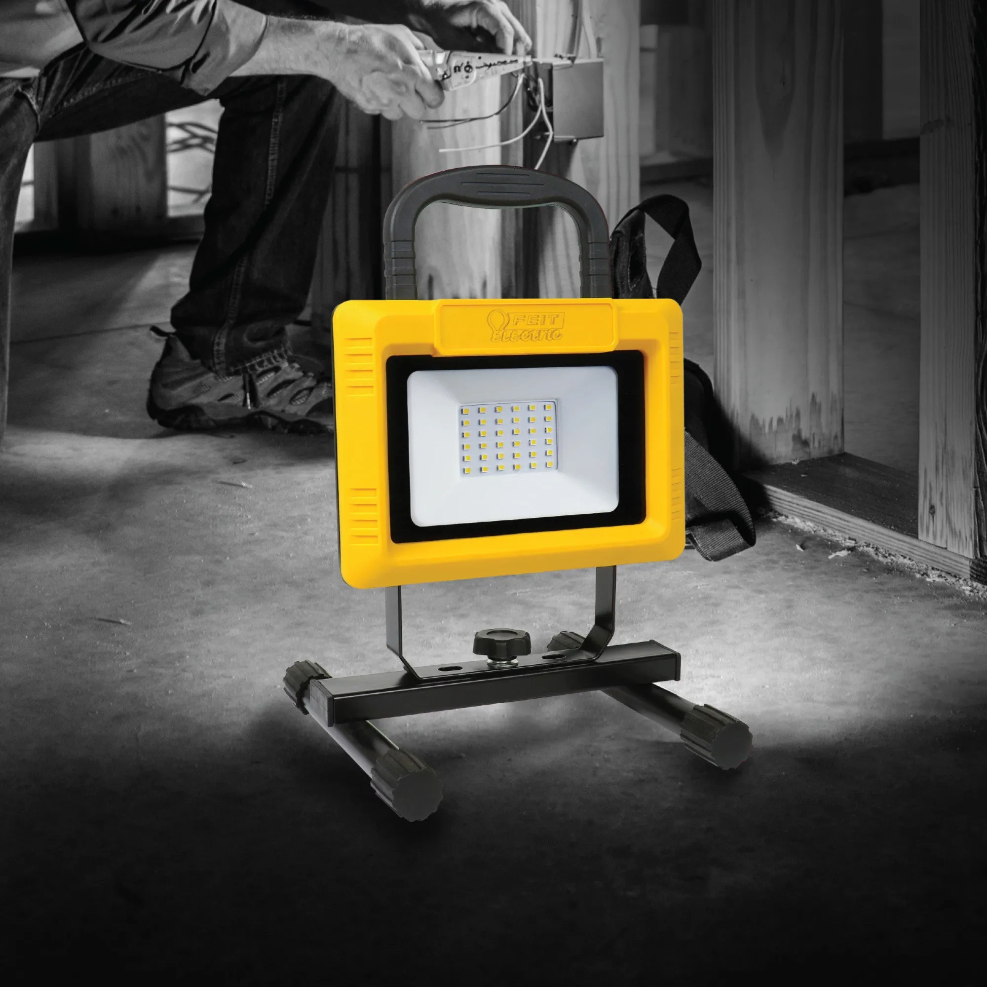 3000 Lumens Plug-in LED Worklight