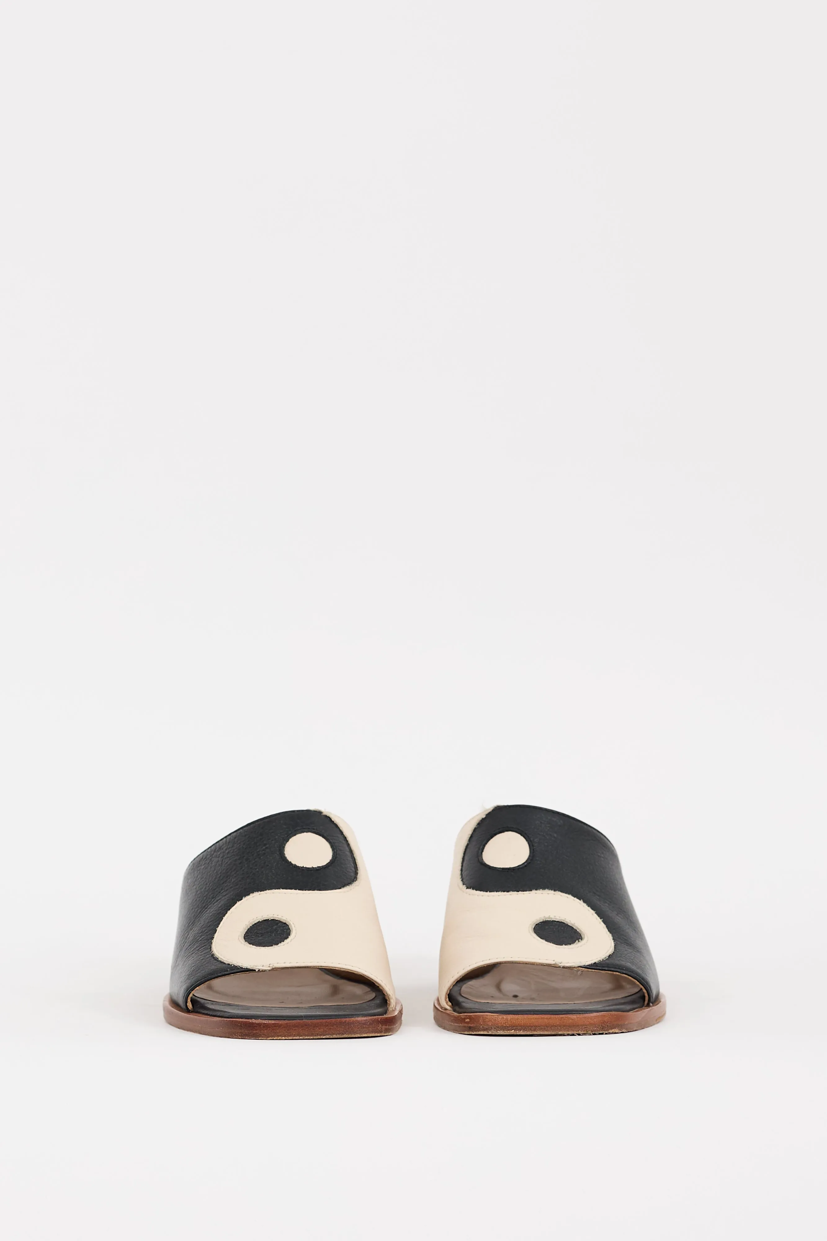 Black & Cream Leather Balance Yin Yang Mule