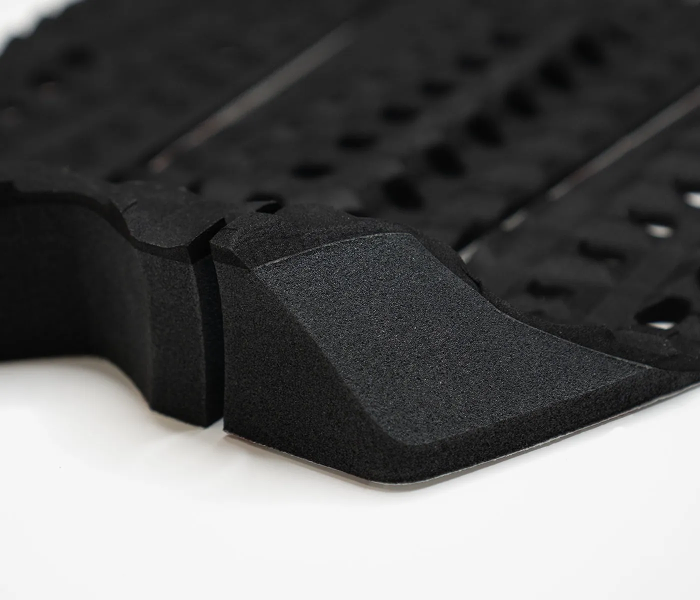 Brewster Narrow Traction