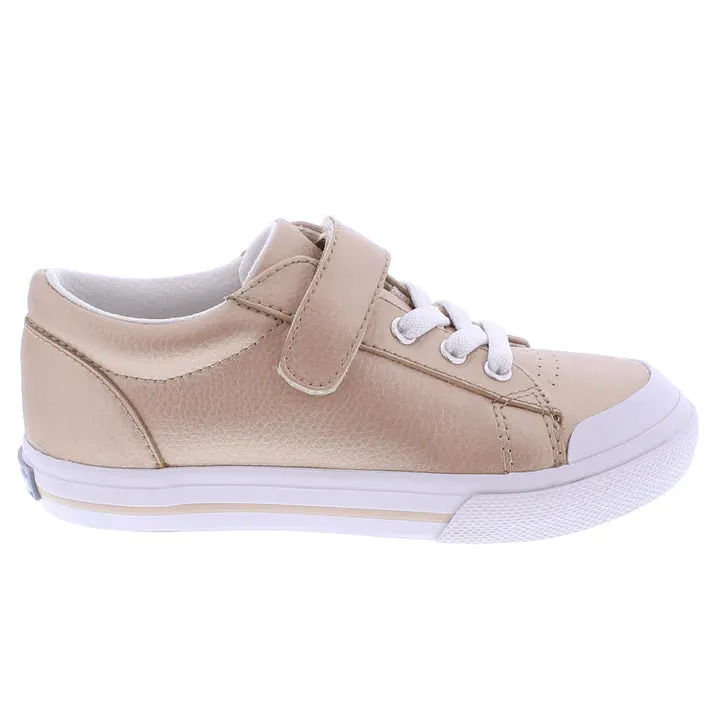 Footmates Reese Leather Sneaker
